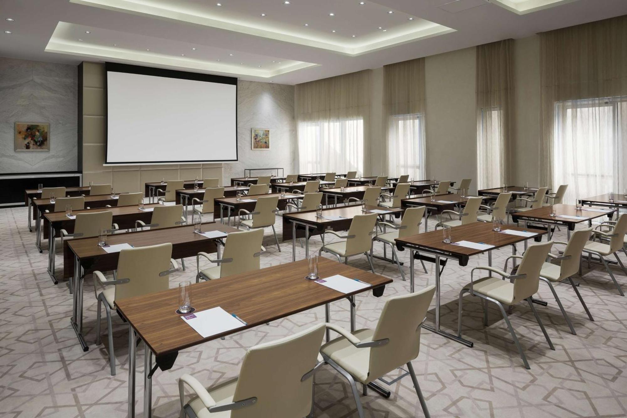 Hyatt Place Riyadh Sulaimania Exterior photo